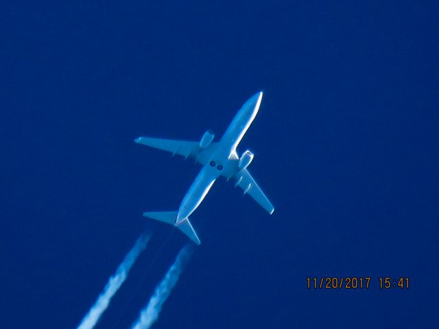 Boeing 737-800 (N352PS)