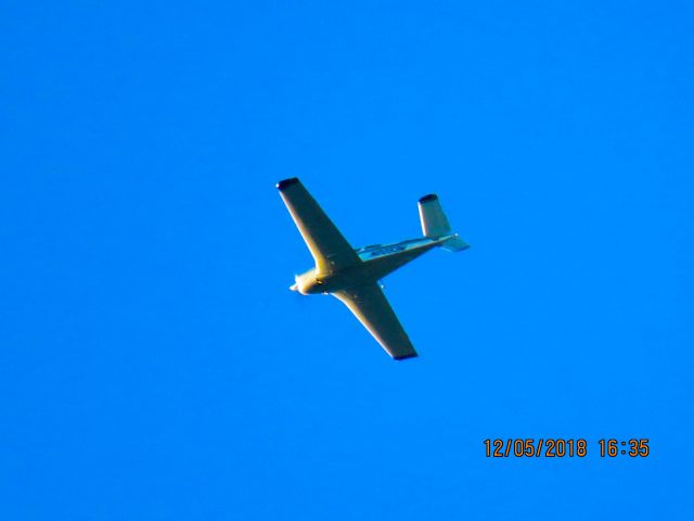 Beechcraft 35 Bonanza (N2053W)