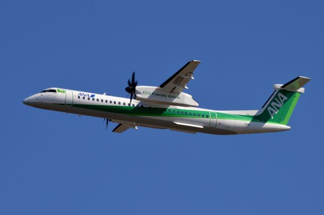 de Havilland Dash 8-400 (JA858A) - 2014-10-15