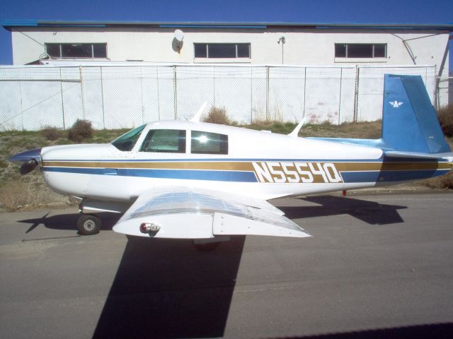 Mooney M-20 (N5554Q) - Looks fast, doesnt it?