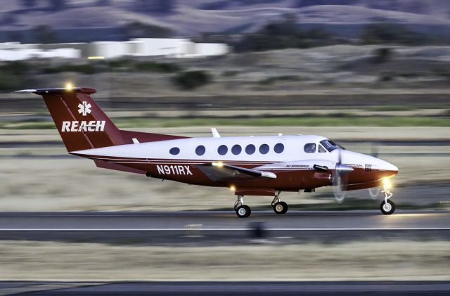 Beechcraft Super King Air 200 (N911RX) - Reach Air Medical Beechcraft 200 Super King Air departs Livermore Municipal Airport (CA). June 2021