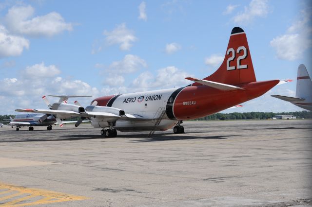 Lockheed L-188 Electra (N922UA)