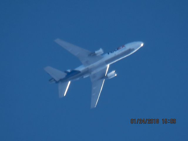 McDonnell Douglas DC-10 (N303FE)