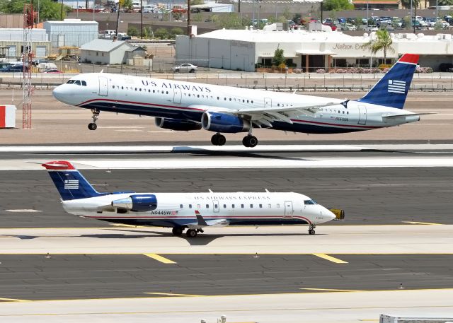 Canadair Regional Jet CRJ-200 (N944SW)