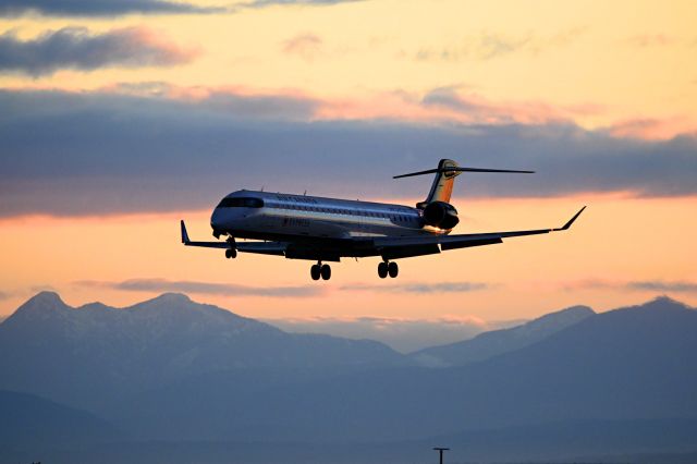 Canadair Regional Jet CRJ-900 (C-FTJZ)