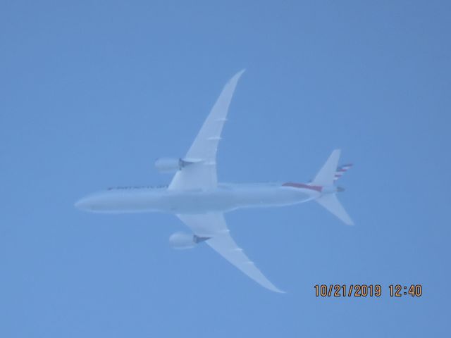 Boeing 787-9 Dreamliner (N834AA)