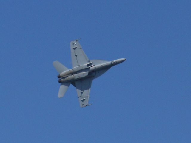 McDonnell Douglas FA-18 Hornet (16-6467)