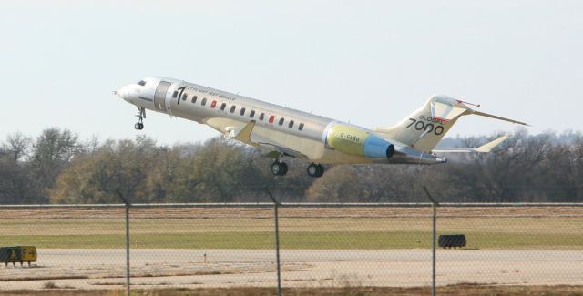 Bombardier Global Express (C-GLBO) - Bombardier Global 7000 Test, Nov 17,2017