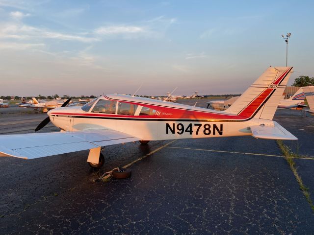 Piper Cherokee Arrow (N9478N)