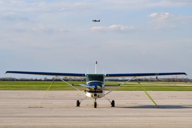 Cessna Skyhawk (N6709A) - Cessna 172 Skyhawk N6709A in Bowling Green 