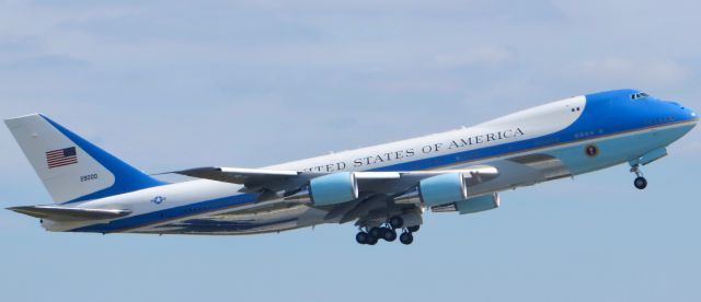 Boeing 747-200 (92-9000) - United States Air Force Boeing VC-25 (747-200) "Air Force One" 9/18/13