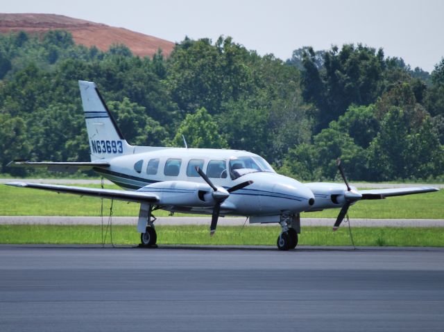 Piper Navajo (N63693) - BUDD AIRCRAFT ENTERPRISES INC at KJQF - 7/26/13