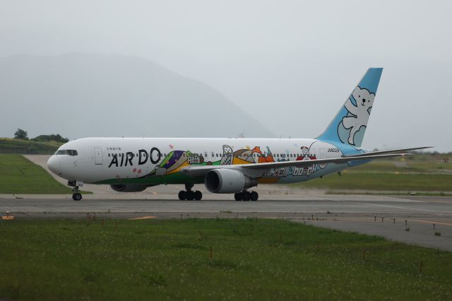 BOEING 767-300 (JA602A) - 20 August 2016:HND-HKD.Spot In.