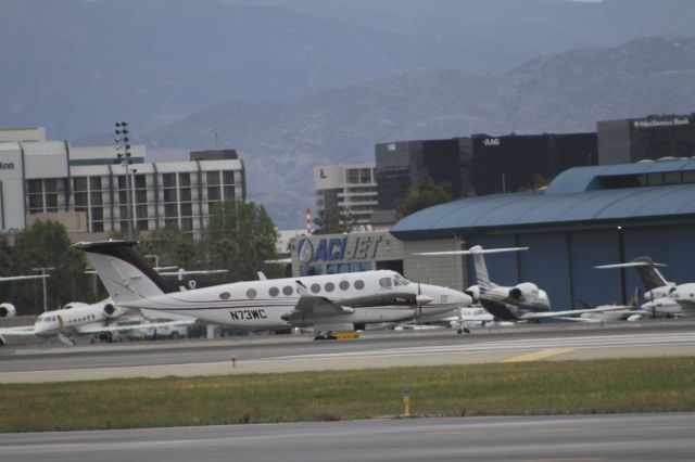Beechcraft Super King Air 350 (N73WC)