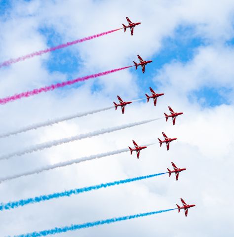 — — - Royal Air Force Red Arrows at the 2019 New York International Airshow