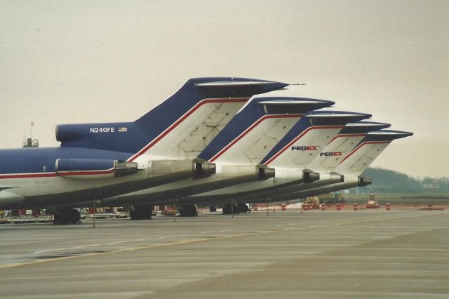 BOEING 727-200 (N240FE) - Scanned from print.