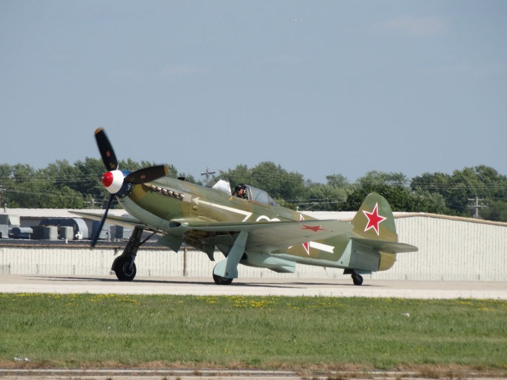 YAKOVLEV Yak-3 (N1157H)