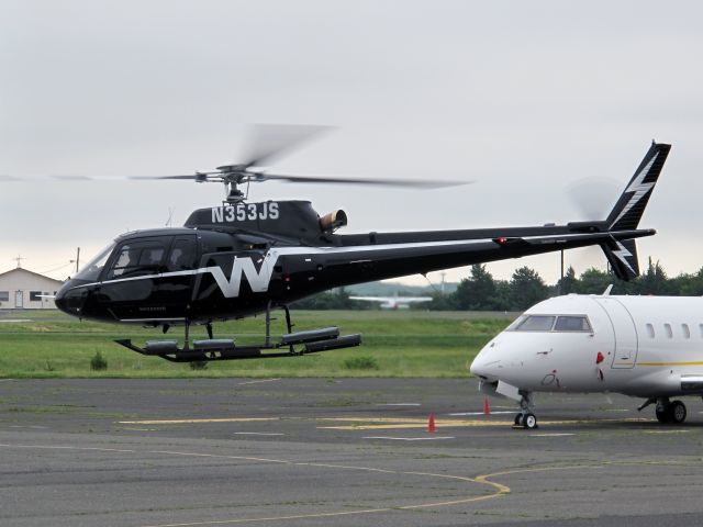 Eurocopter AS-350 AStar (N353JS)