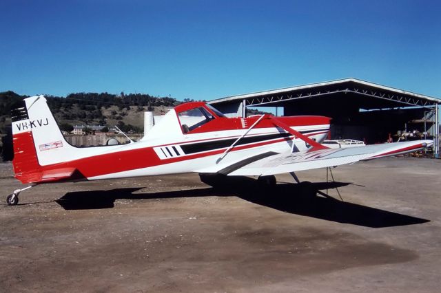 VH-KVJ — - CESSNA 188B-A1 - REG : VH-KVJ (CN 188-0193) - LISMORE NSW. AUSTRALIA - YLIS 24/7/1977 35MM SLIDE CONVERSION USING A LIGHTBOX AND A NIKON L810 DIGITAL CAMERA IN THE MACRO MODE.