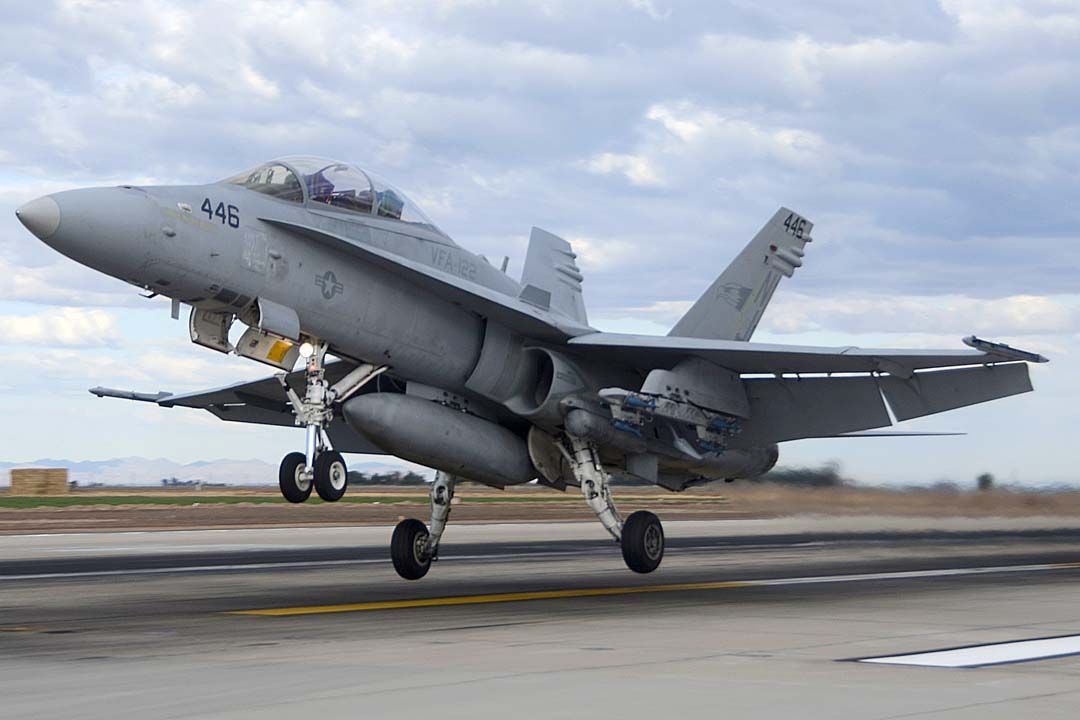 McDonnell Douglas FA-18 Hornet (16-4058) - McDonnell Douglas F/A-18D Hornet BuNo 164058 #446 of VFA-122 Flying Eagles at NAF el Centro on February 16, 2012.