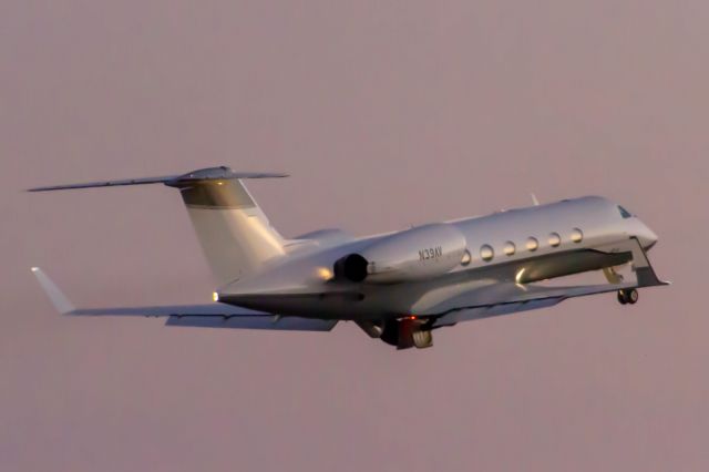 Gulfstream Aerospace Gulfstream IV (N39AV)