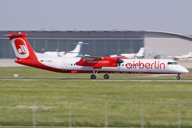 de Havilland Dash 8-300 (D-ABQI)