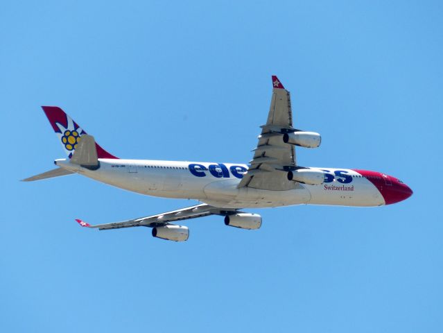 Airbus A340-300 (HB-JME)