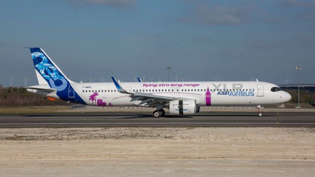 Airbus A321 (F-WWBZ)