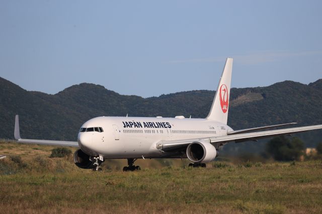 BOEING 767-300 (JA620J) - September 23, 2023:HKD-HND.