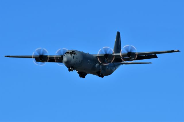 Lockheed C-130 Hercules (13-0611) - RCAF C-130J arriving at YYC on Dec 31.