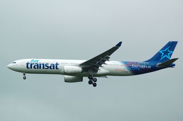 Airbus A330-300 (C-GTSD)