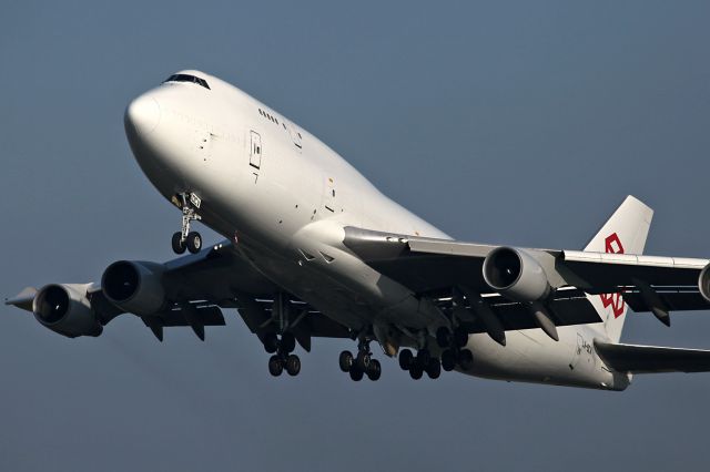 Boeing 747-400 (LX-DCV)