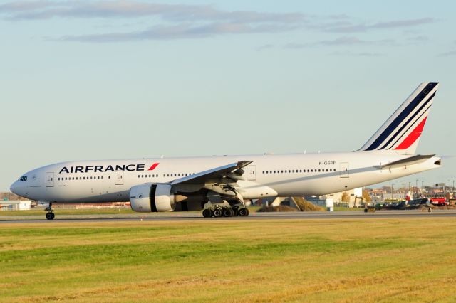 Boeing 777-200 (F-GSPE)