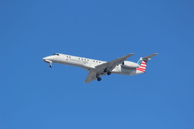 Embraer ERJ-145 (N600BP) - Inbound from DBQ -- ENY3187