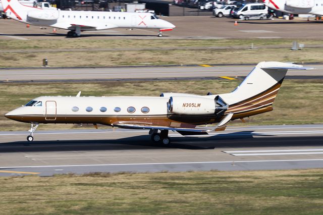 Gulfstream Aerospace Gulfstream IV (N305LM)