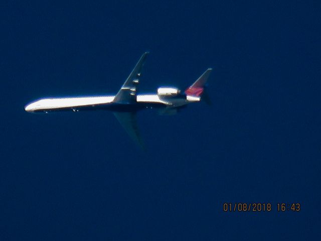 McDonnell Douglas MD-88 (N954DL)