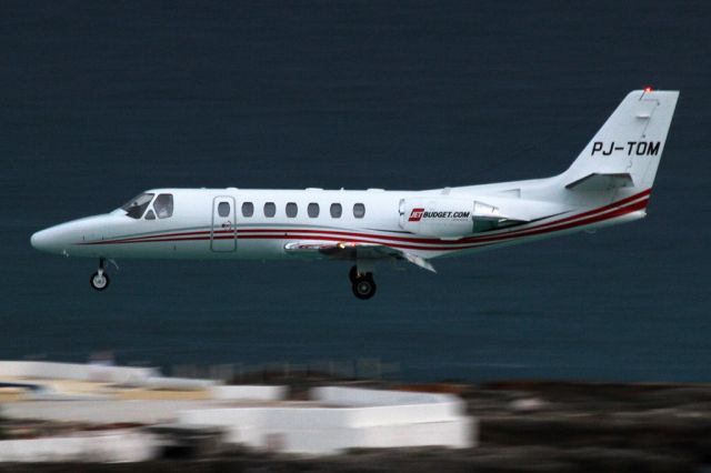 Cessna Citation II (PJ-TOM) - From the Sonesta Hotel