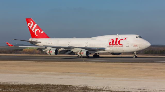 Boeing 747-200 (ER-BAM)