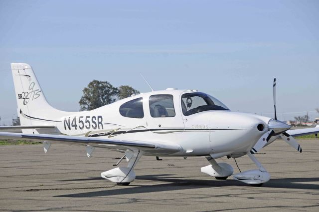 Cirrus SR-22 (N455SR)