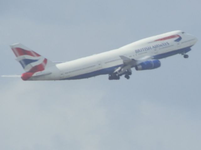 Boeing 747-400 (G-CIVB)