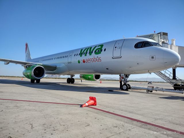 Airbus A321 (XA-VBQ)