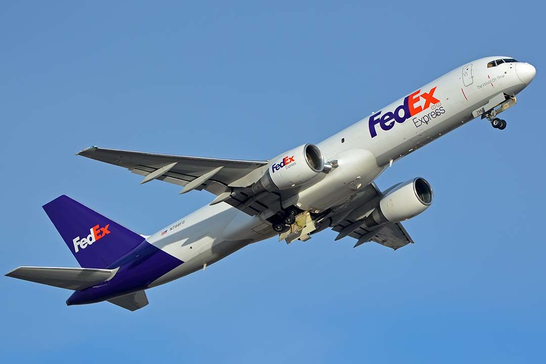 Boeing 757-200 (N798FD) - Fedex Express Boeing 757-222 N798FD at Phoenix Sky Harbor on January 30, 2018.  