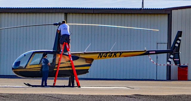 Robinson R-44 (N44KY) - N44KY Robinson R44 Raven II s/n 11307 - North Las Vegas Airport  KVGTbr /Photo: TDelCorobr /December 15, 2023