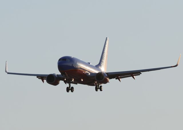 Boeing 737-700 (N249WN)