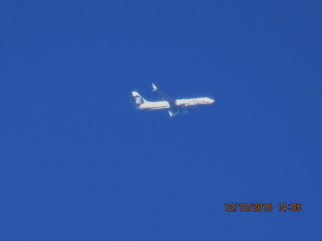 Boeing 737-800 (N566AS)