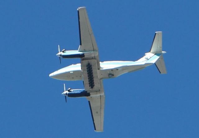 Beechcraft Super King Air 200 (N45N) - Heading toward Moffett Federal Airfield.