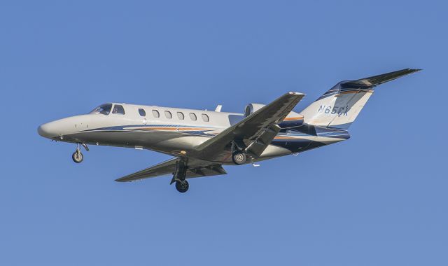 Cessna Citation CJ2+ (N65CK) - Runway 20R arrival @KDPA. Spirit Jet 65.