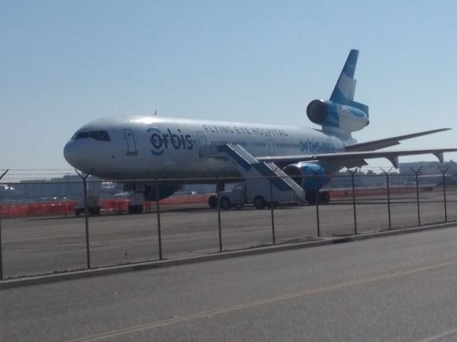 McDonnell Douglas DC-10 (N220AU) - Long Beach Airport,On her last flight where she first took flight 47 years ago.Next landing Arizona.