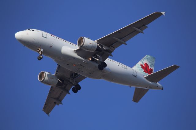 Airbus A319 (C-GBIP)