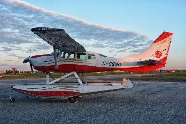 Cessna 206 Stationair (C-GGSG) - Visiting CYHU on 14-05-2021